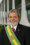 https://upload.wikimedia.org/wikipedia/commons/thumb/d/da/Lula_-_foto_oficial05012007.jpg/100px-Lula_-_foto_oficial05012007.jpg